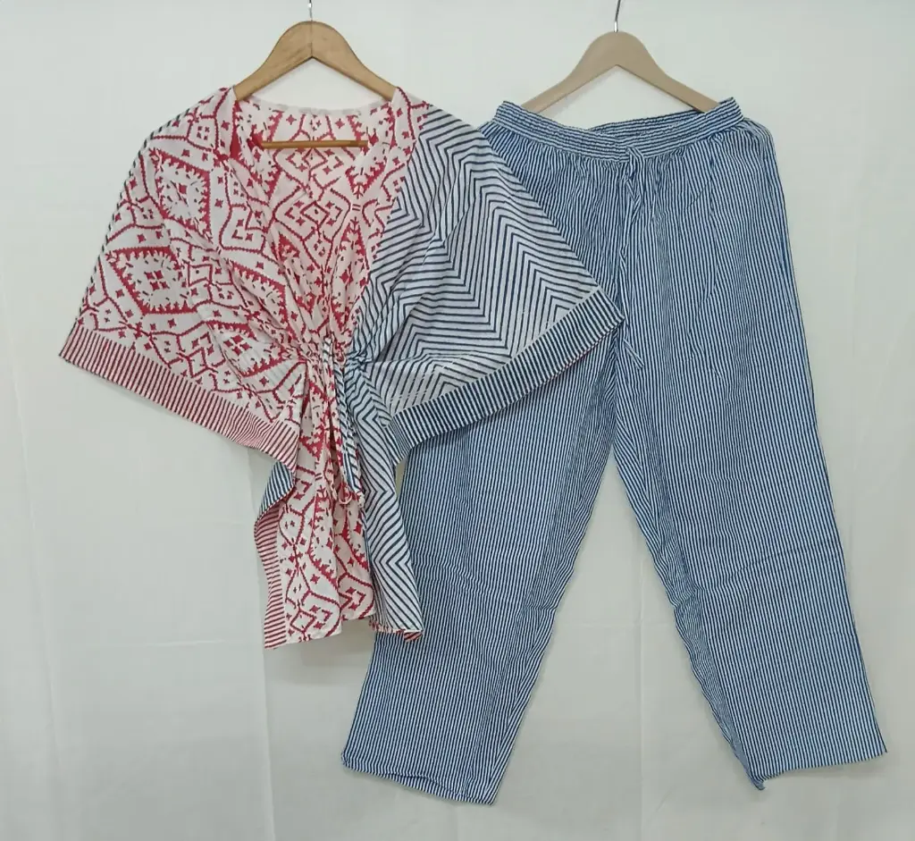 👉 Pure Cotton Kaftan With Pant Set Fabric : Pure Cotton  Size : 36 38 40 42 44 46 One Side Pocket In Payzama