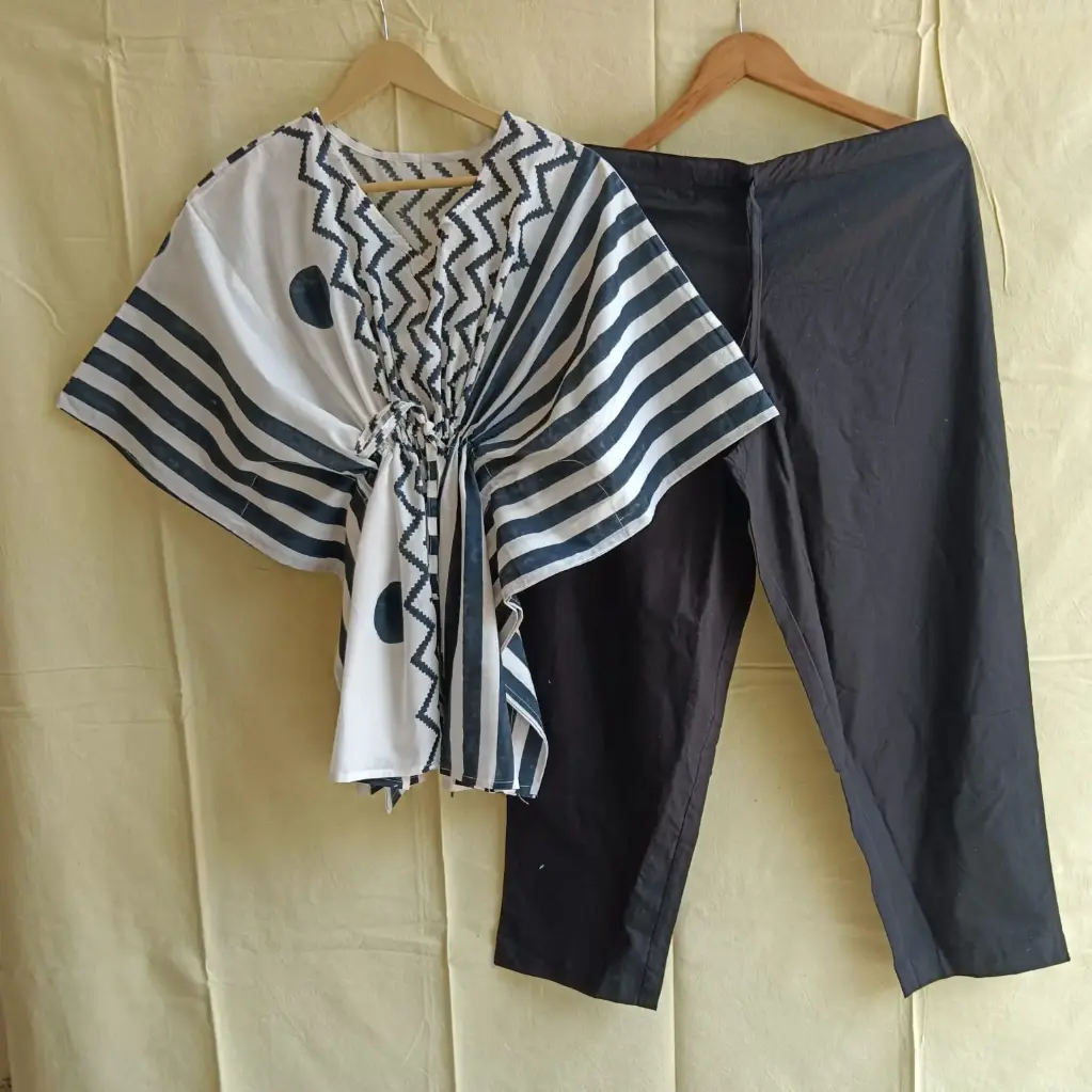 👉 Pure Cotton Kaftan With Pant Set Fabric : Pure Cotton  Size : 36 38 40 42 44 46 One Side Pocket In Payzama