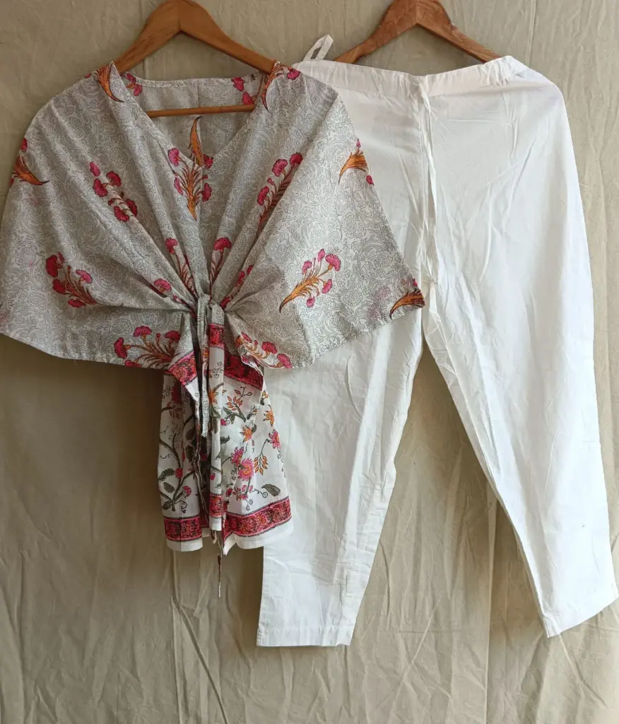 👉 Pure Cotton Kaftan With Pant Set Fabric : Pure Cotton  Size : 36 38 40 42 44 46 One Side Pocket In Payzama