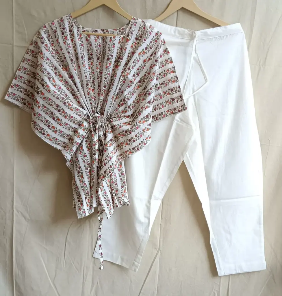 👉 Pure Cotton Kaftan With Pant Set Fabric : Pure Cotton  Size : 36 38 40 42 44 46 One Side Pocket In Payzama