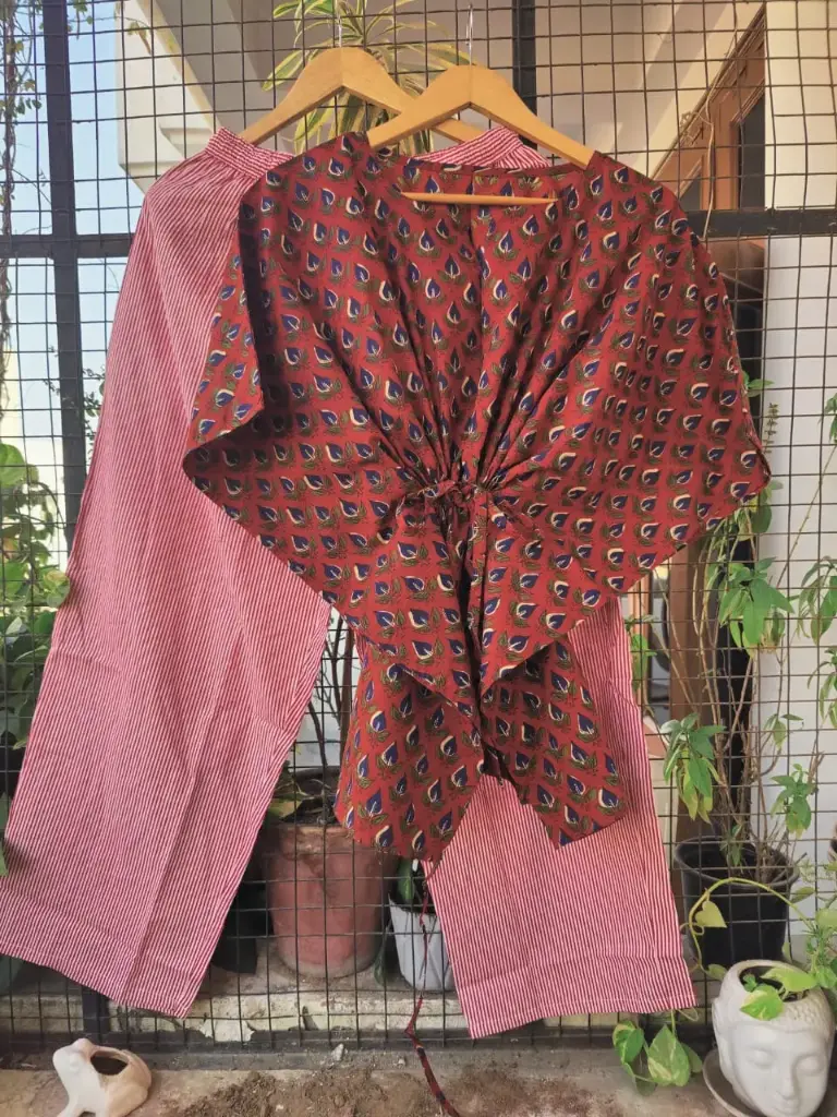 👉 Pure Cotton Kaftan With Pant Set Fabric : Pure Cotton  Size : 36 38 40 42 44 46 One Side Pocket In Payzama