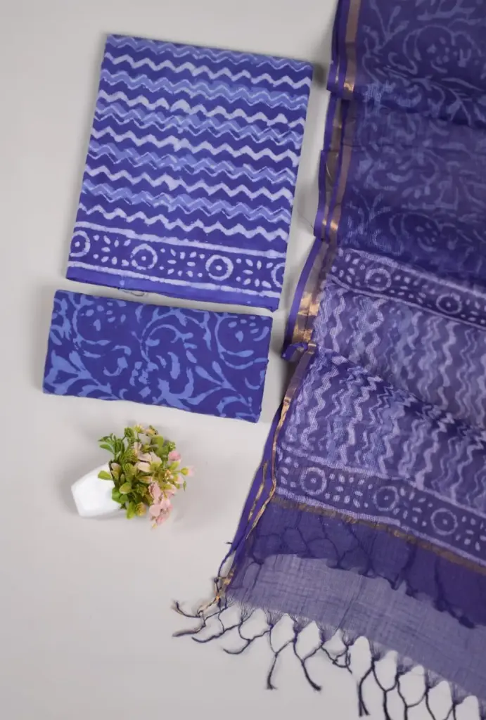 👉  Pure Cotton Suit with Kota Doria Dupatta Hand Block Printed Top        : 2.5 mtr ( Cotton ) Bottom  : 2.5 mtr ( Cotton ) Dupatta : 2.5 mtr ( Kota Doria )