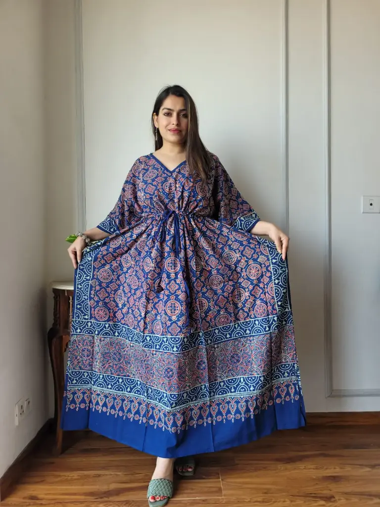 👉 Pure Cotton Kaftan Hand Block Printed 100% Pure cotton Free Size up 36 to 52  Length : 52 inch  👉 Shipping Free Within India