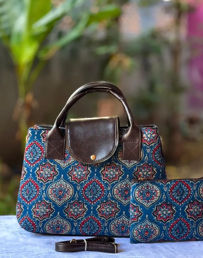 👉 Triple Partition sling cum hand bag Fabric : ikkat Triple partition Detachable  adjustable sling belt Size : 12”x11 👉  Shipping  Free in India