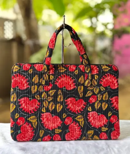 👉 Laptop Bags Beautiful quilted hand block printed Single partition One inside pocket High quality canvas fabric inside lining Size : 11.5"X17  👉 Shipping Free in India