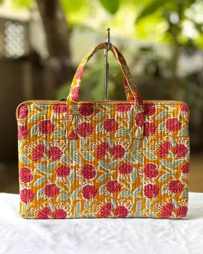 👉 Laptop Bags Beautiful quilted hand block printed Single partition One inside pocket High quality canvas fabric inside lining Size : 11.5"X17  👉 Shipping Free in India