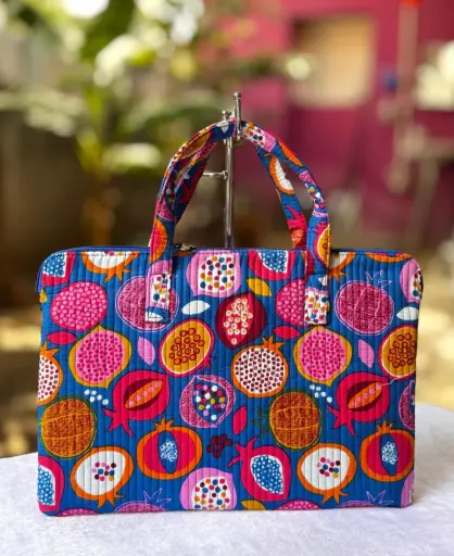 👉 Laptop Bags Beautiful quilted hand block printed Single partition One inside pocket High quality canvas fabric inside lining Size : 11.5"X17  👉 Shipping Free in India