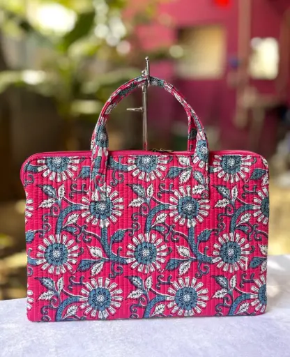 👉 Laptop Bags Beautiful quilted hand block printed Single partition One inside pocket High quality canvas fabric inside lining Size : 11.5"X17  👉 Shipping Free in India