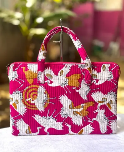 👉 Laptop Bags Beautiful quilted hand block printed Single partition One inside pocket High quality canvas fabric inside lining Size : 11.5"X17  👉 Shipping Free in India