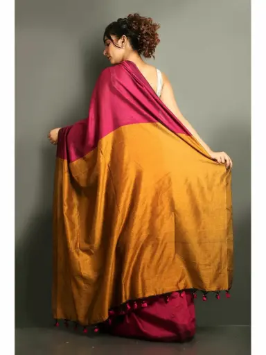 👉 Pure Khadi Cotton Bar Saree  Fabric : khadi Cotton Saree   : 5.5 Meters Blouse  : 0.90 Meter ( Running )