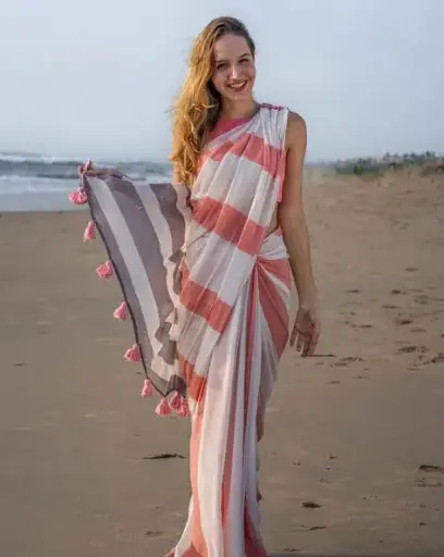 👉 Pure Khadi Cotton Bar Saree  Fabric : khadi Cotton Saree   : 5.5 Meters Blouse  : 0.90 Meter ( Running )