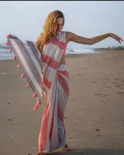 👉 Pure Khadi Cotton Bar Saree  Fabric : khadi Cotton Saree   : 5.5 Meters Blouse  : 0.90 Meter ( Running )