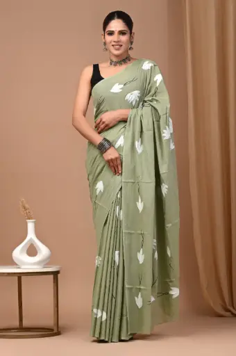 👉 Handblock Printed Pure Cotton Mulmul Saree  Fabric : Pure Cotton ( 92*80 )  Saree   : 5.5 Meter  Blouse  : 0.90 Meter 👉  Shipping  Free in India