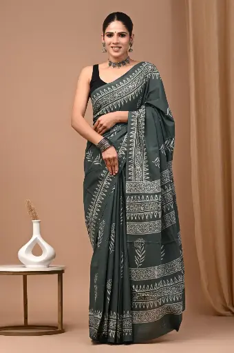 👉 Handblock Printed Pure Cotton Mulmul Saree  Fabric : Pure Cotton ( 92*80 )  Saree   : 5.5 Meter  Blouse  : 0.90 Meter 👉  Shipping  Free in India