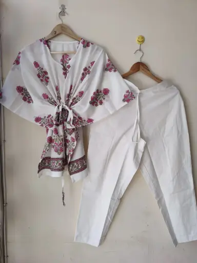 👉 Pure Cotton Kaftan With Pant Set Fabric : Pure Cotton  Size : 36 38 40 42 44 46 One Side Pocket In Payzama