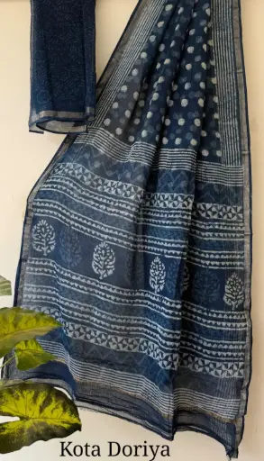 👉 Pure Kota Doria Saree  Hand Block print Dabu print Bagru print  Size     : 5.5 mtr  Blouse : 0.90 mtr