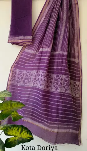 👉 Pure Kota Doria Saree  Hand Block print Dabu print Bagru print  Size     : 5.5 mtr  Blouse : 0.90 mtr