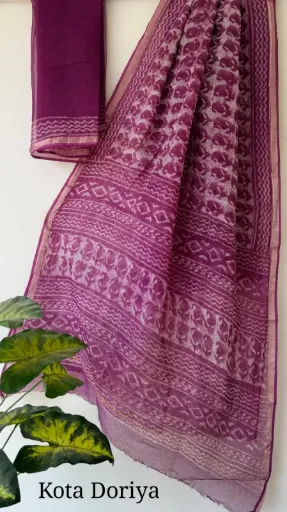 👉 Pure Kota Doria Saree  Hand Block print Dabu print Bagru print  Size     : 5.5 mtr  Blouse : 0.90 mtr