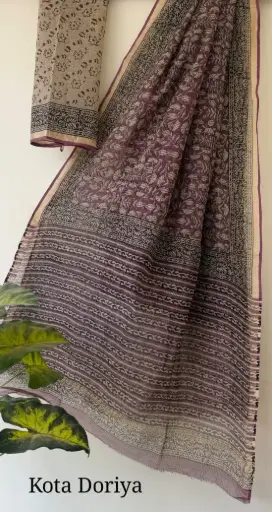 👉 Pure Kota Doria Saree  Hand Block print Dabu print Bagru print  Size     : 5.5 mtr  Blouse : 0.90 mtr