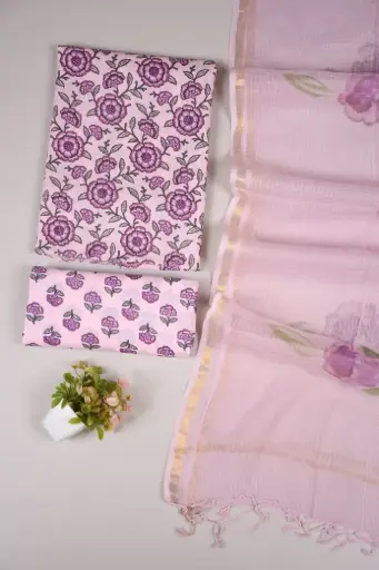 👉  Pure Cotton Suit with Kota Doria Dupatta Hand Block Printed Top        : 2.5 mtr ( Cotton ) Bottom  : 2.5 mtr ( Cotton ) Dupatta : 2.5 mtr ( Kota Doria )