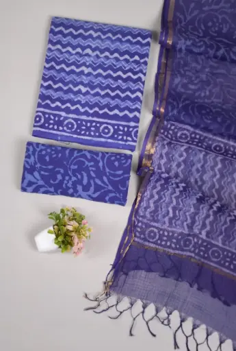 👉  Pure Cotton Suit with Kota Doria Dupatta Hand Block Printed Top        : 2.5 mtr ( Cotton ) Bottom  : 2.5 mtr ( Cotton ) Dupatta : 2.5 mtr ( Kota Doria )