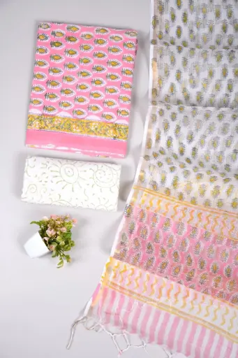 👉  Pure Cotton Suit with Kota Doria Dupatta Hand Block Printed Top        : 2.5 mtr ( Cotton ) Bottom  : 2.5 mtr ( Cotton ) Dupatta : 2.5 mtr ( Kota Doria )