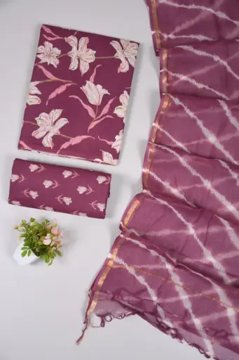 👉  Pure Cotton Suit with Kota Doria Dupatta Hand Block Printed Top        : 2.5 mtr ( Cotton ) Bottom  : 2.5 mtr ( Cotton ) Dupatta : 2.5 mtr ( Kota Doria )